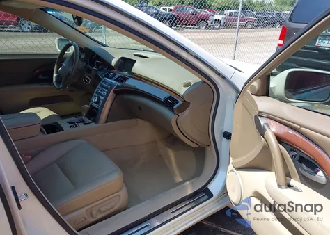 2005 Acura Rl 3.5 z USA, uszkodzony, nr VIN JH4KB16565C010239